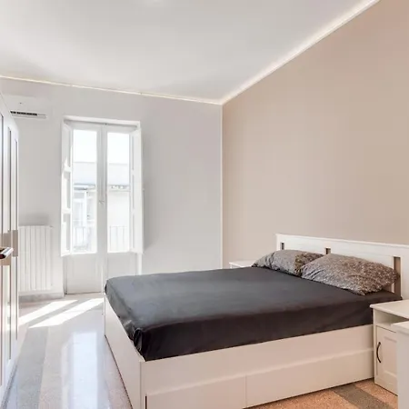 Lägenhet Guesthost - La Bella Vista Sea View Terrace Flat